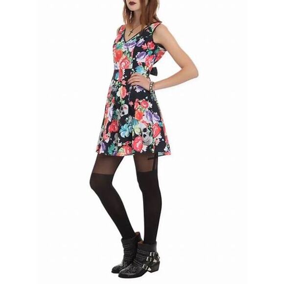 Iron Fist Dresses & Skirts - Iron Fist Roaming Hearts Skull Floral Print Fit & Flare Jersey Mini Dress Size M